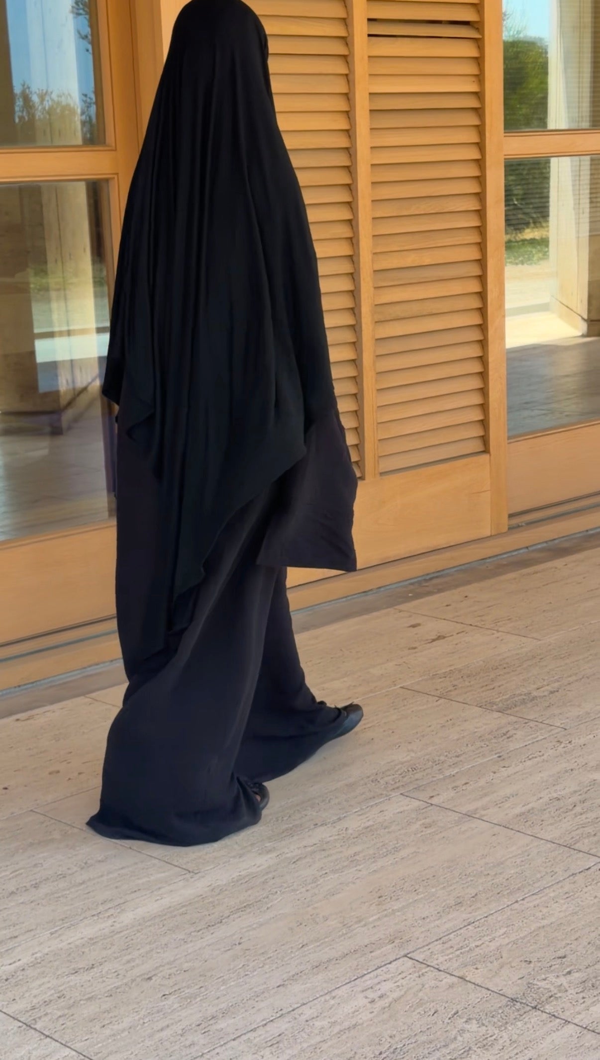 Lightweight Timeless Khimars